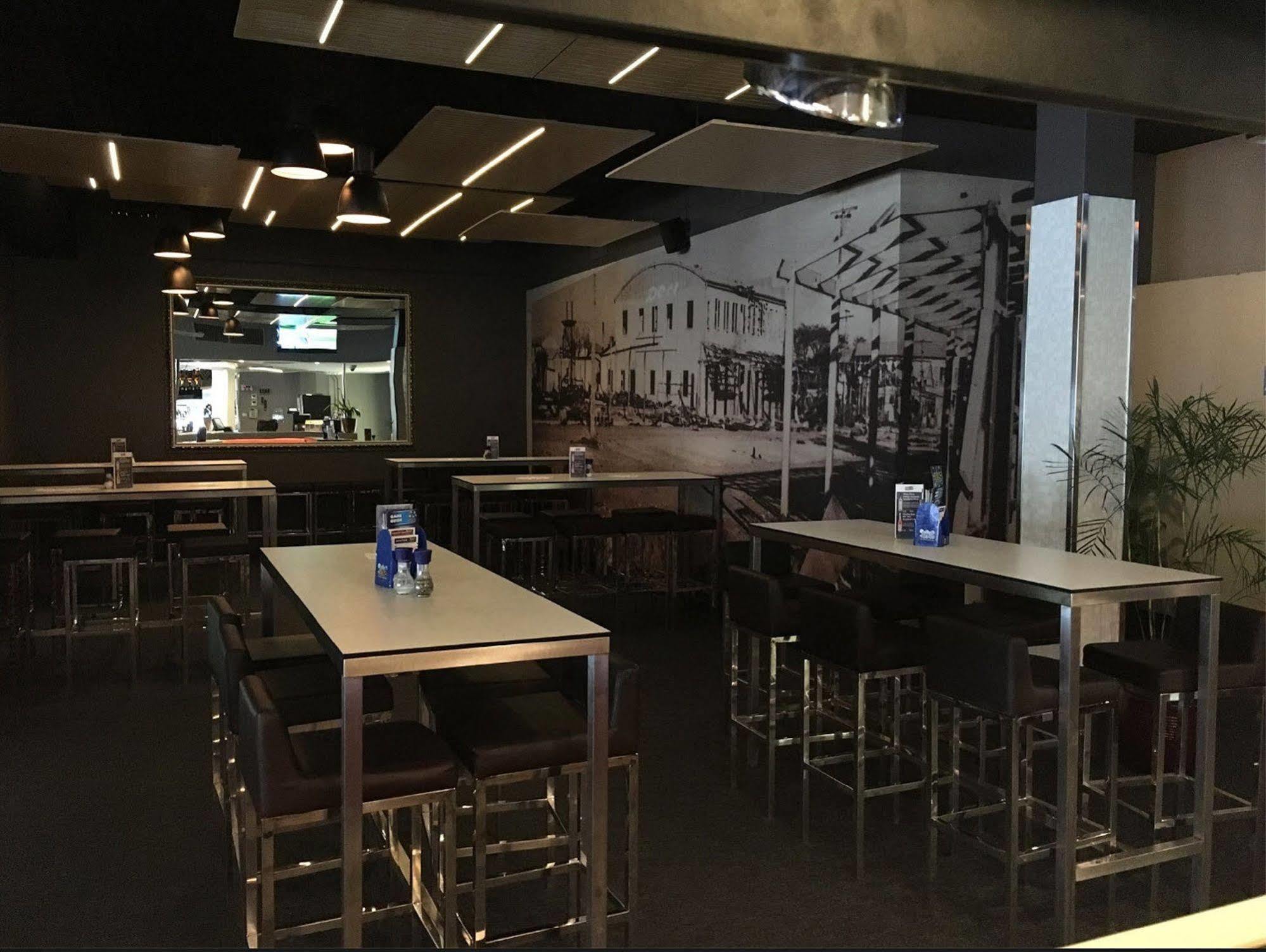 The Cavenagh Hotel Darwin