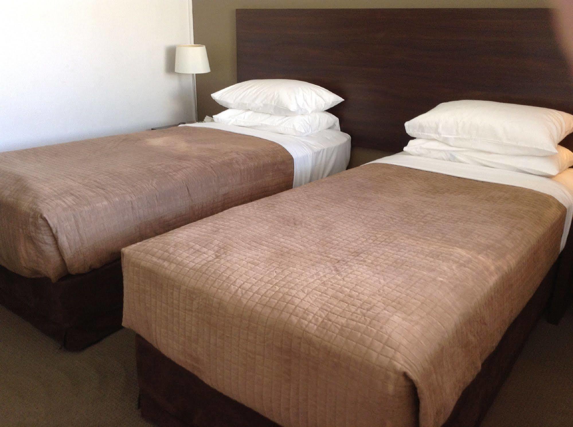 The Cavenagh Hotel Darwin